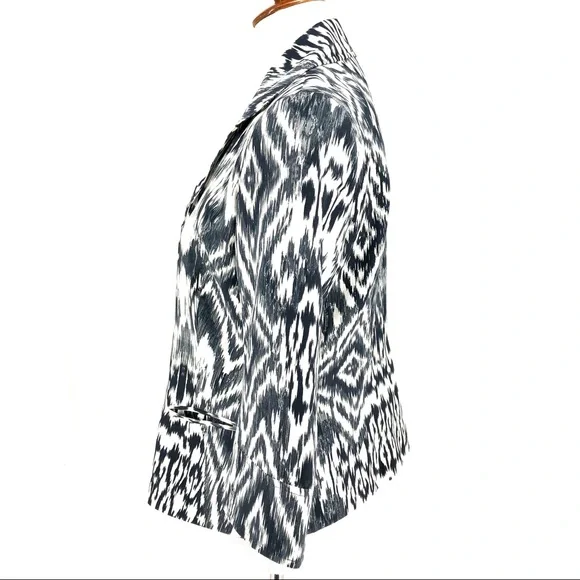 Lafayette 148 New York Black & White Cropped Blazer - Picture 7 of 10